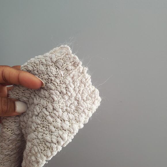 Almost Famous Cream Soft Crop Sweater L - Picture 4 of 7